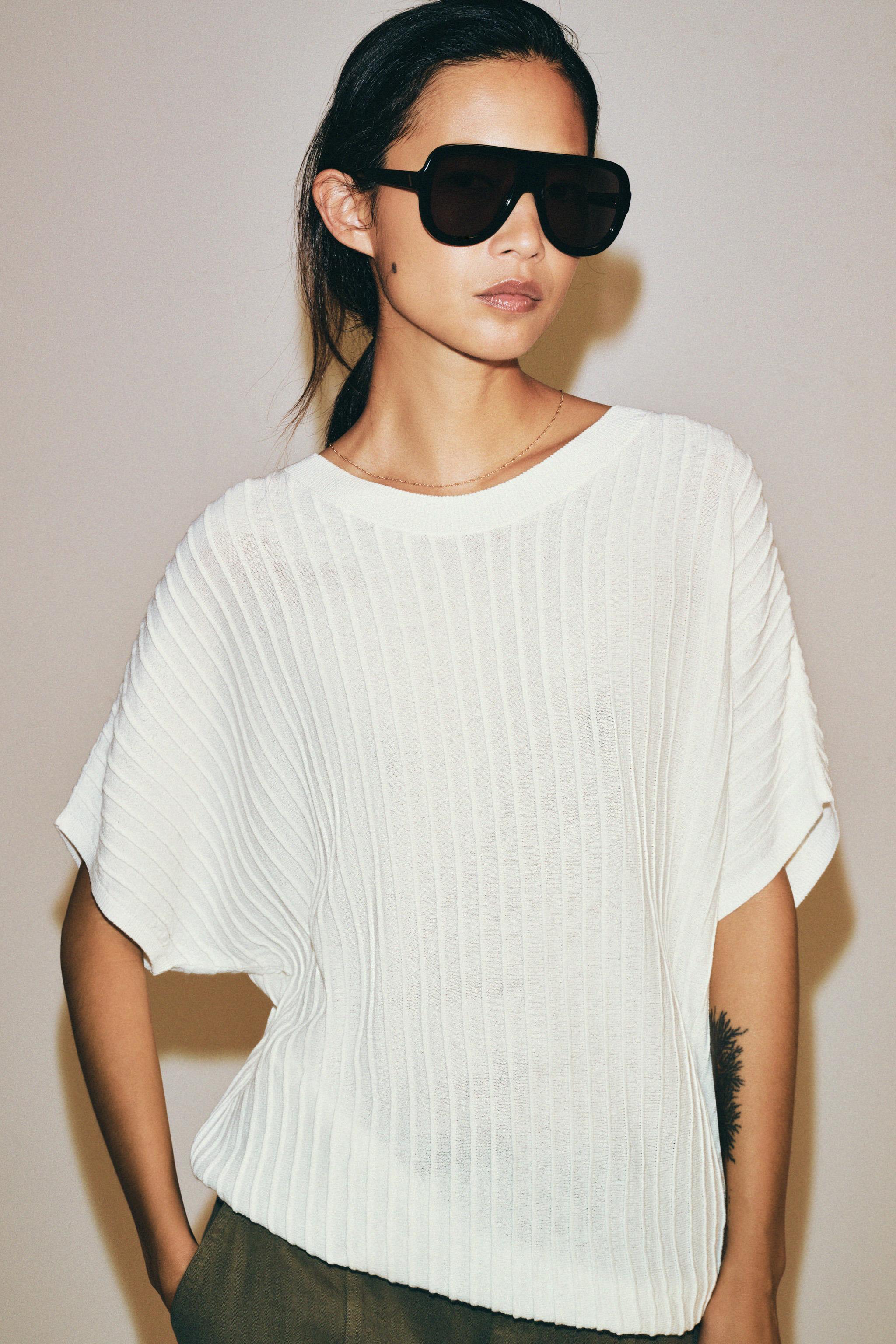 TEXTURED KNIT TOP — Ecru