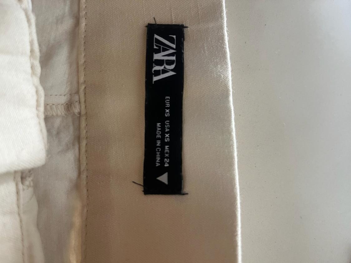 BERMUDA SHORTS WITH LINEN - Image 7