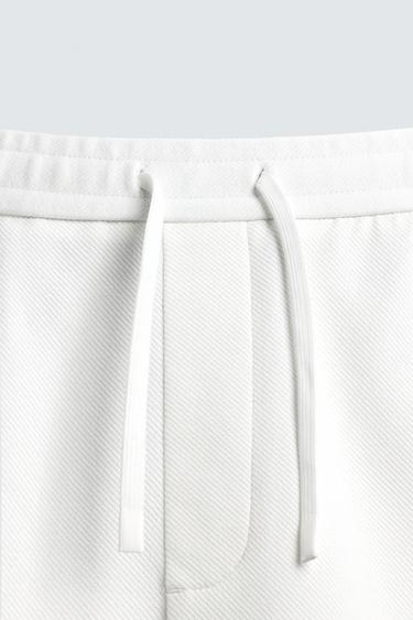COMFORT TEXTURED BERMUDA SHORTS - Oyster-white by Zara - Image 7