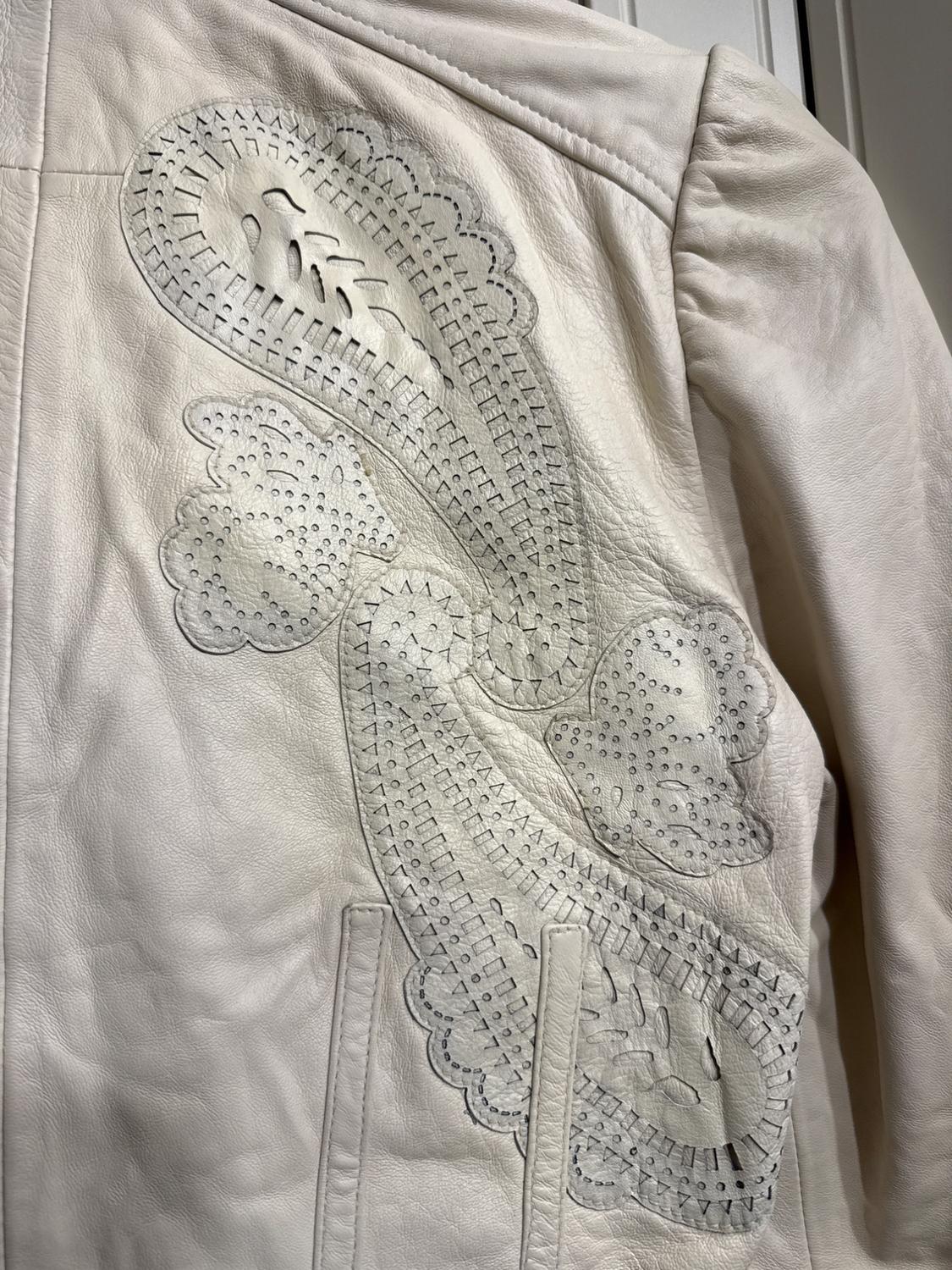 LIMITED EDITION LEATHER JACKET - Image 4