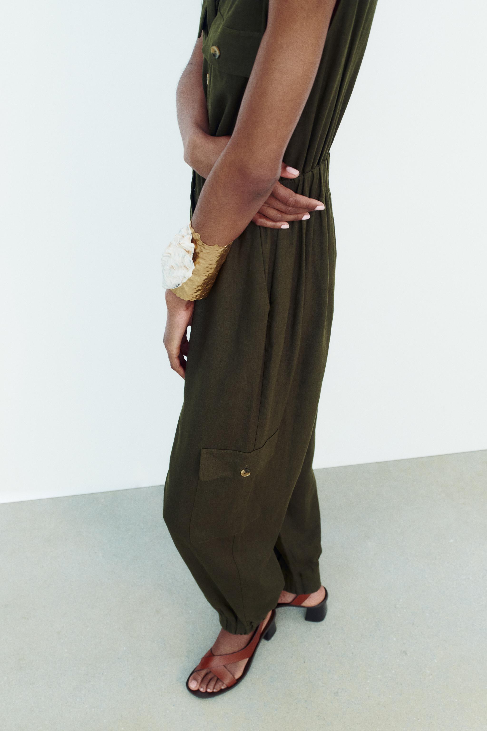 SLEEVELESS LINEN BLEND JUMPSUIT