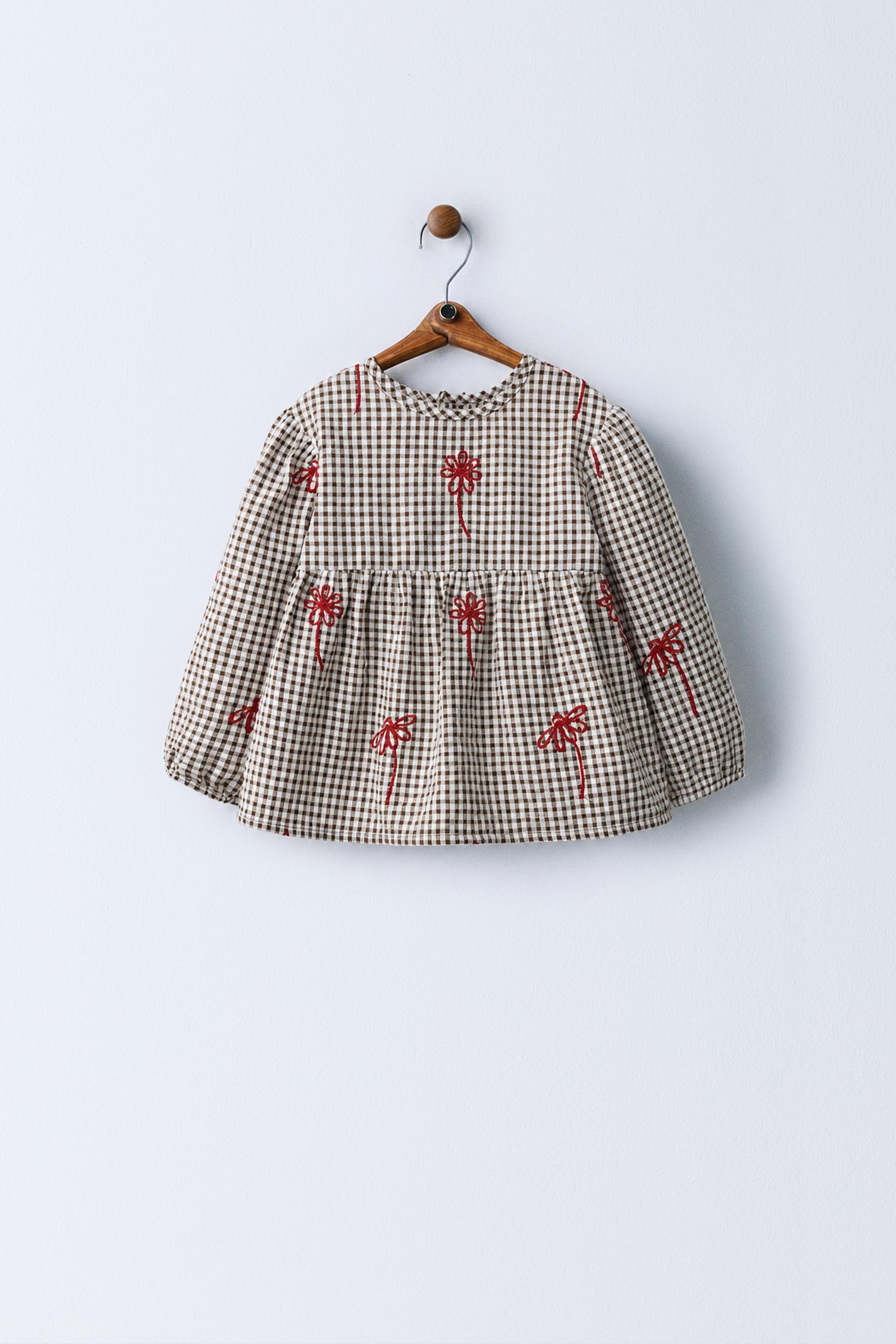 EMBROIDERED FLORAL GINGHAM BLOUSE — Chocolate