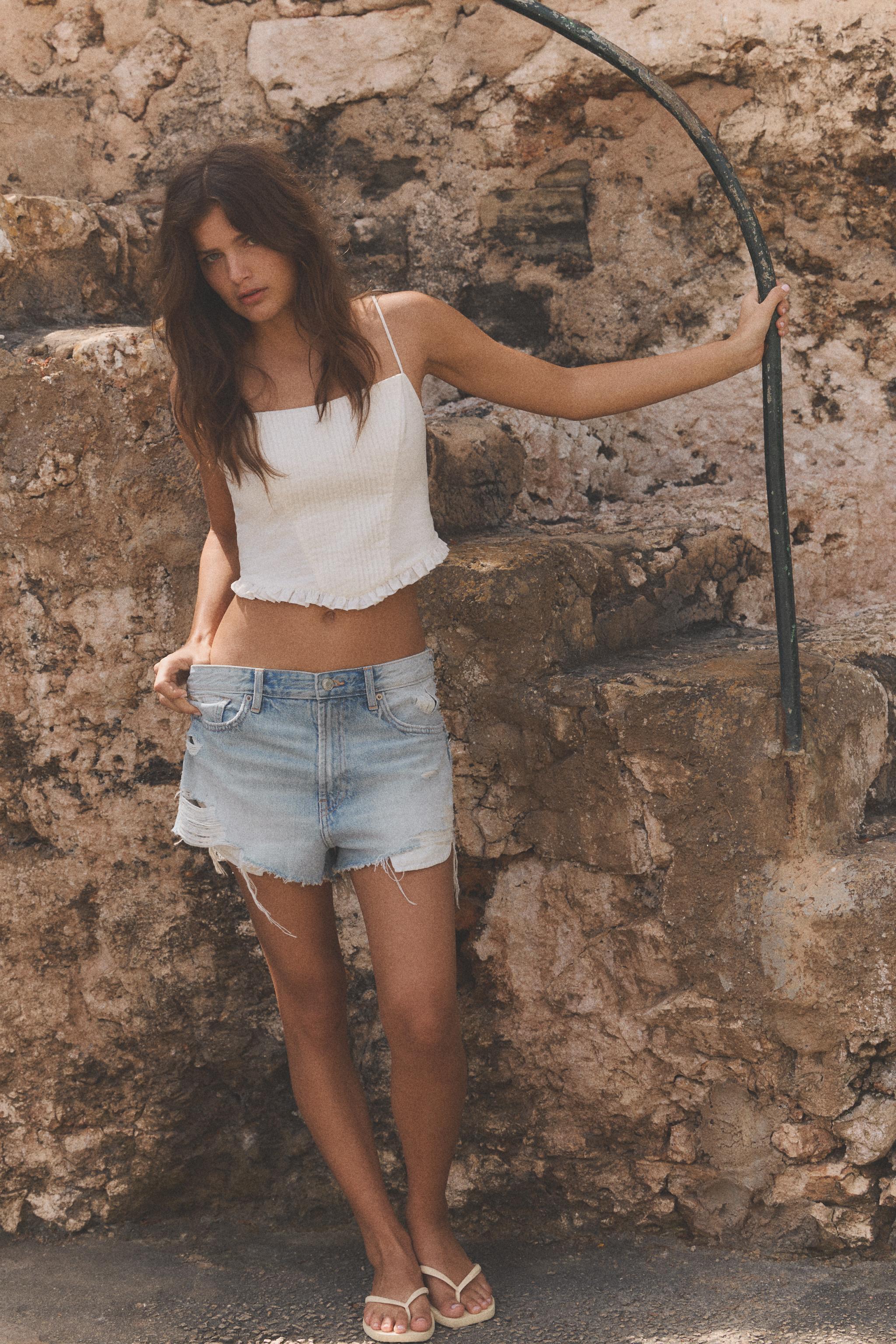 CORSETRY-INSPIRED POPLIN CROP TOP