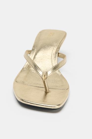 SANDALES KITTEN HEEL À EFFET MÉTALLISÉ - Or de Zara - Image 3