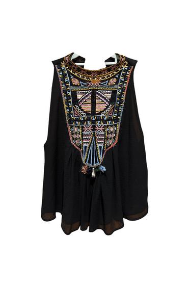 BLUSA BORDADA