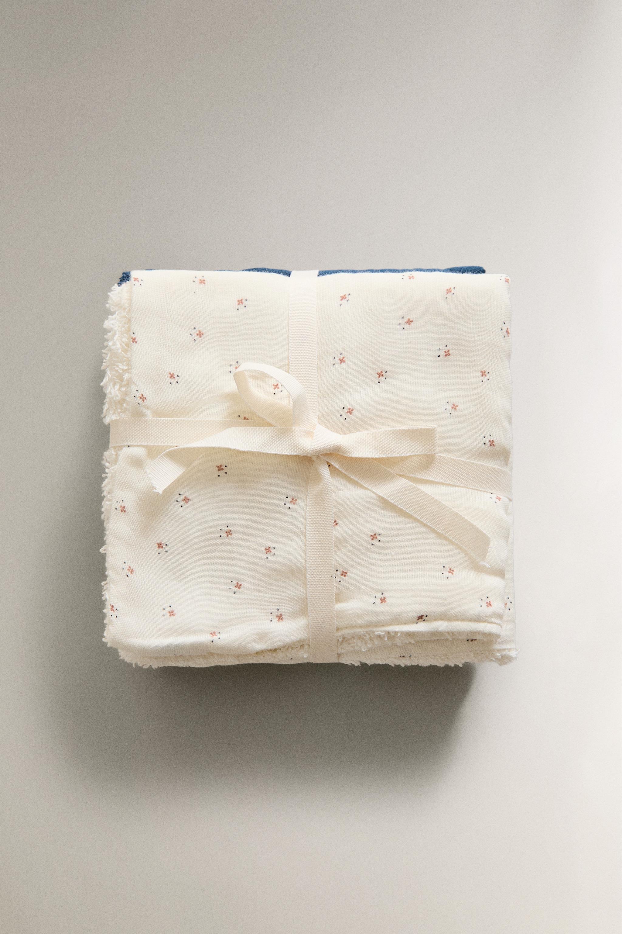 MINI SERVIETTE BÉBÉ FLEUR (PACK DE 3)