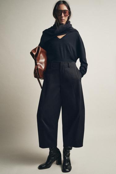 100% EXTRA-SOFT WOOL V-NECK JUMPER - Navy blue by Zara