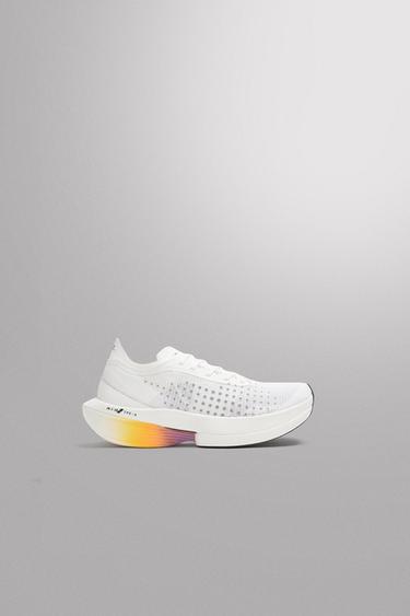 MARATHON TRAINERS - White by Zara