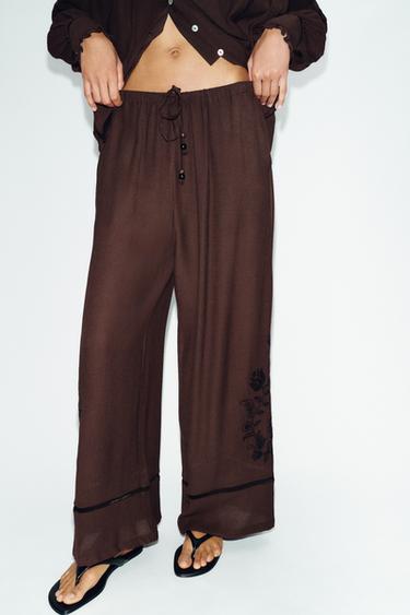 WEITE HOSE MIT LOCHSTICKEREI - Braun von Zara