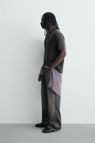 T-SHIRT EN MAILLE IMPRIMÉ DÉLAVÉ - Noir de Zara - Image 3