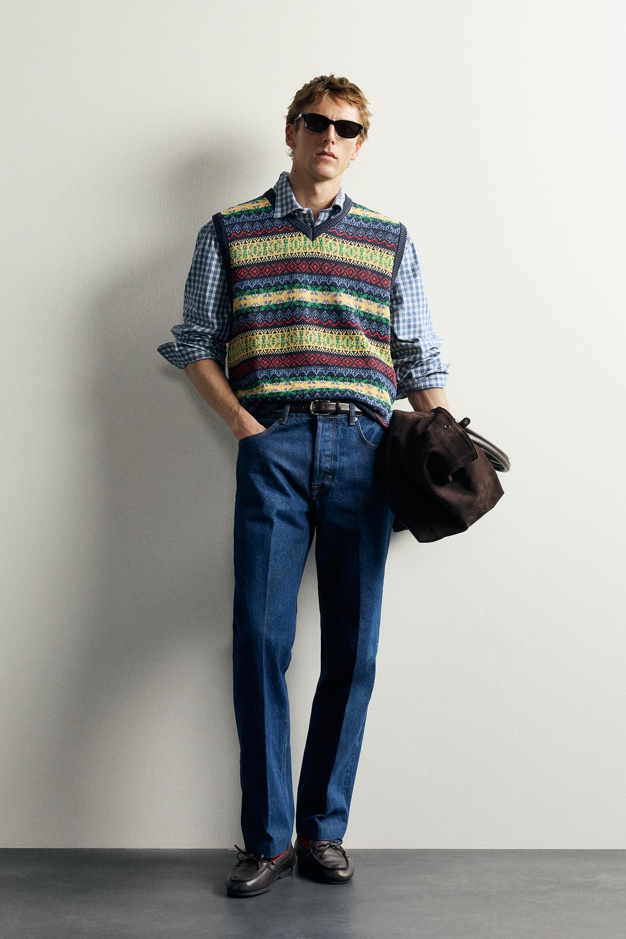 Жилет из льна с геометричным жаккардовым узором AARON LEVINE X ZARA