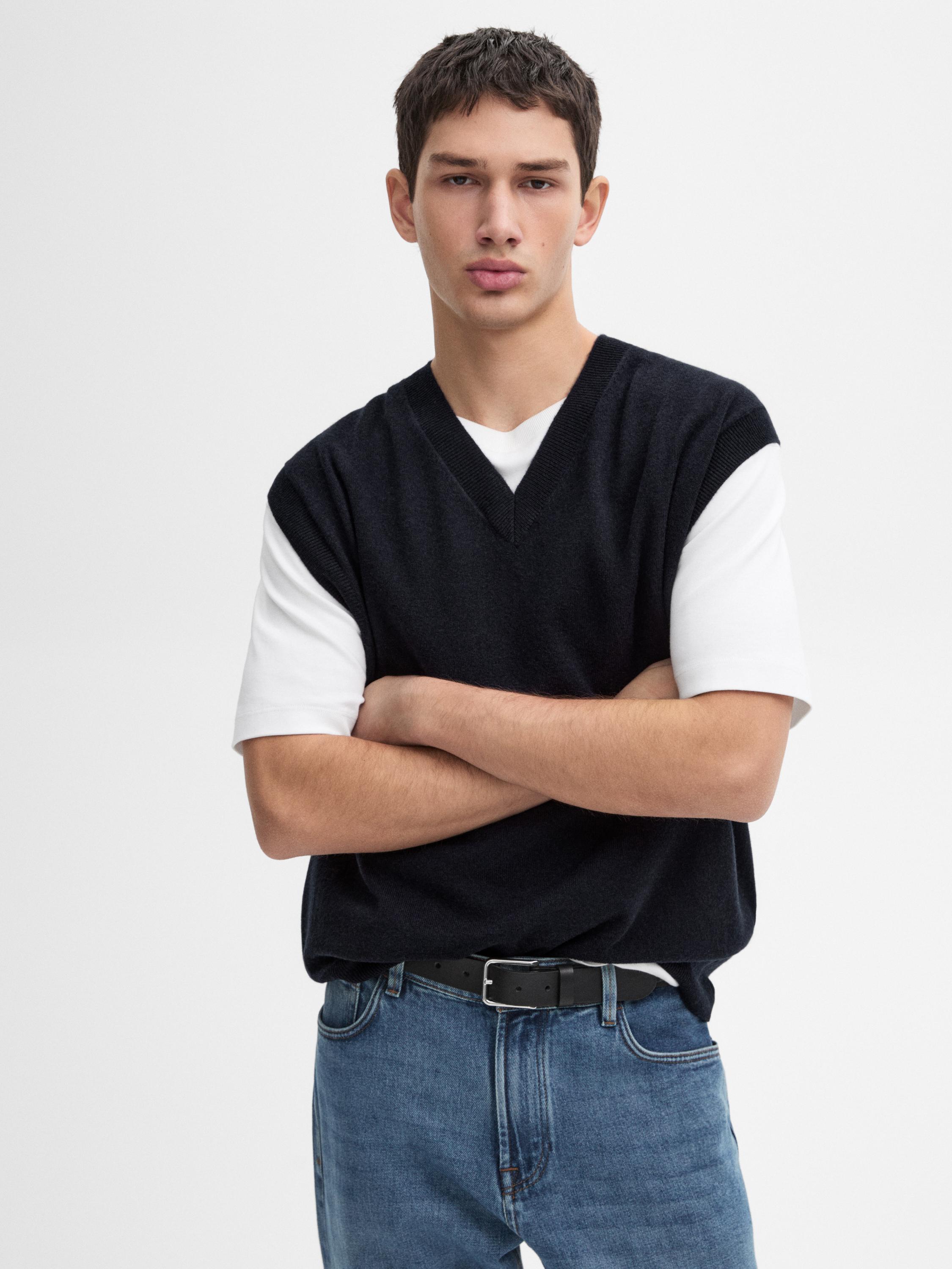 V-neck knit vest - Navy blue | ZARA United States