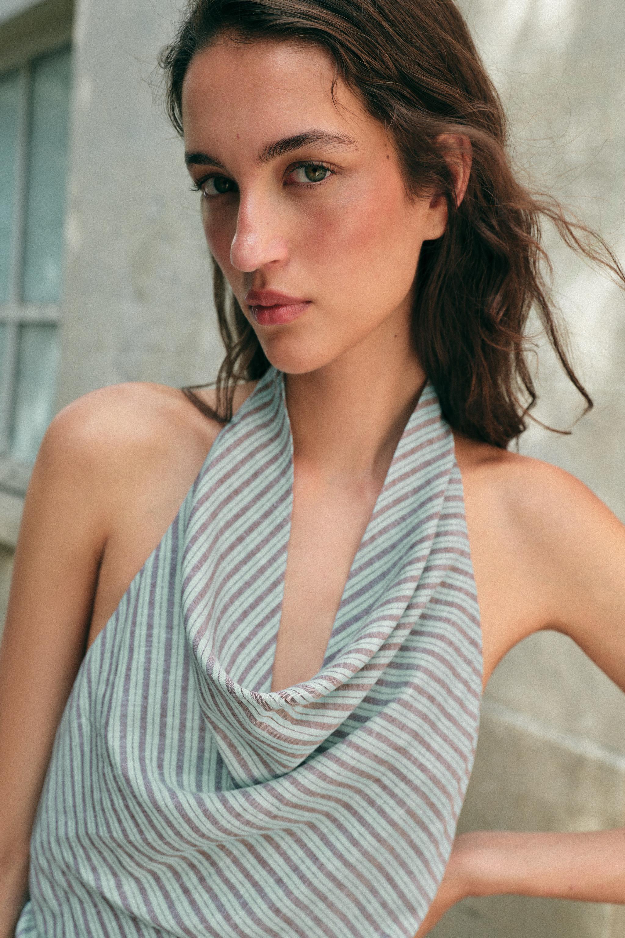 Zara STRIPED LINEN HALTER JUMPSUIT — фото 3