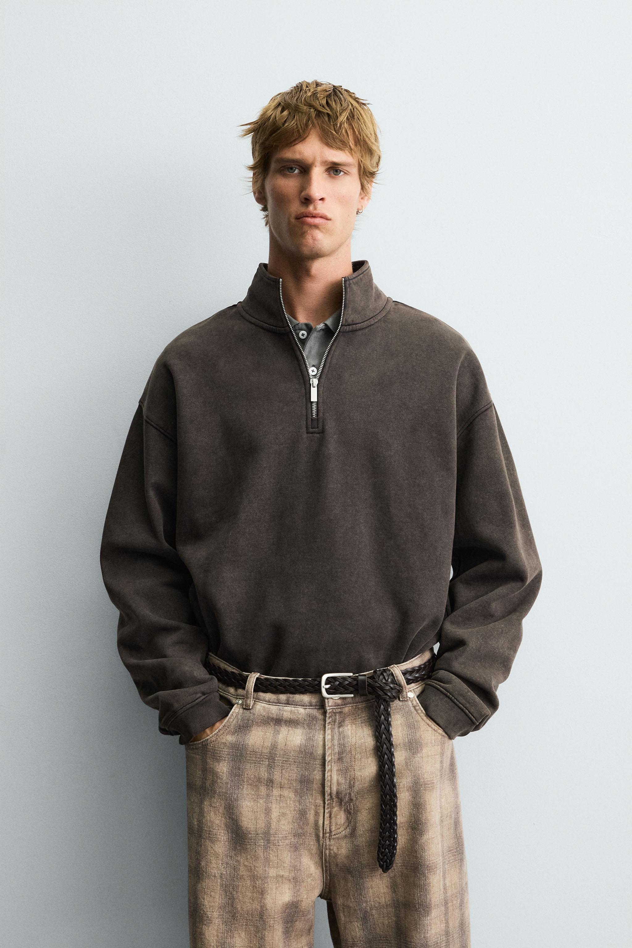 【ZARA】グリッタースウェットシャツ ZARAザラグリッタースウェットシャツショート丈フーディパーカー