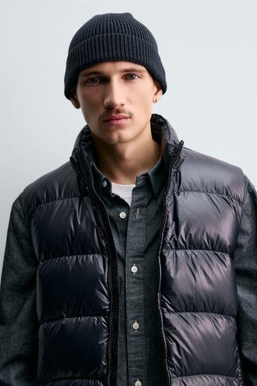 DOUDOUNE SANS MANCHES 100 % PLUMES DÉPERLANTE - Bleu marine foncé de Zara - Image 4