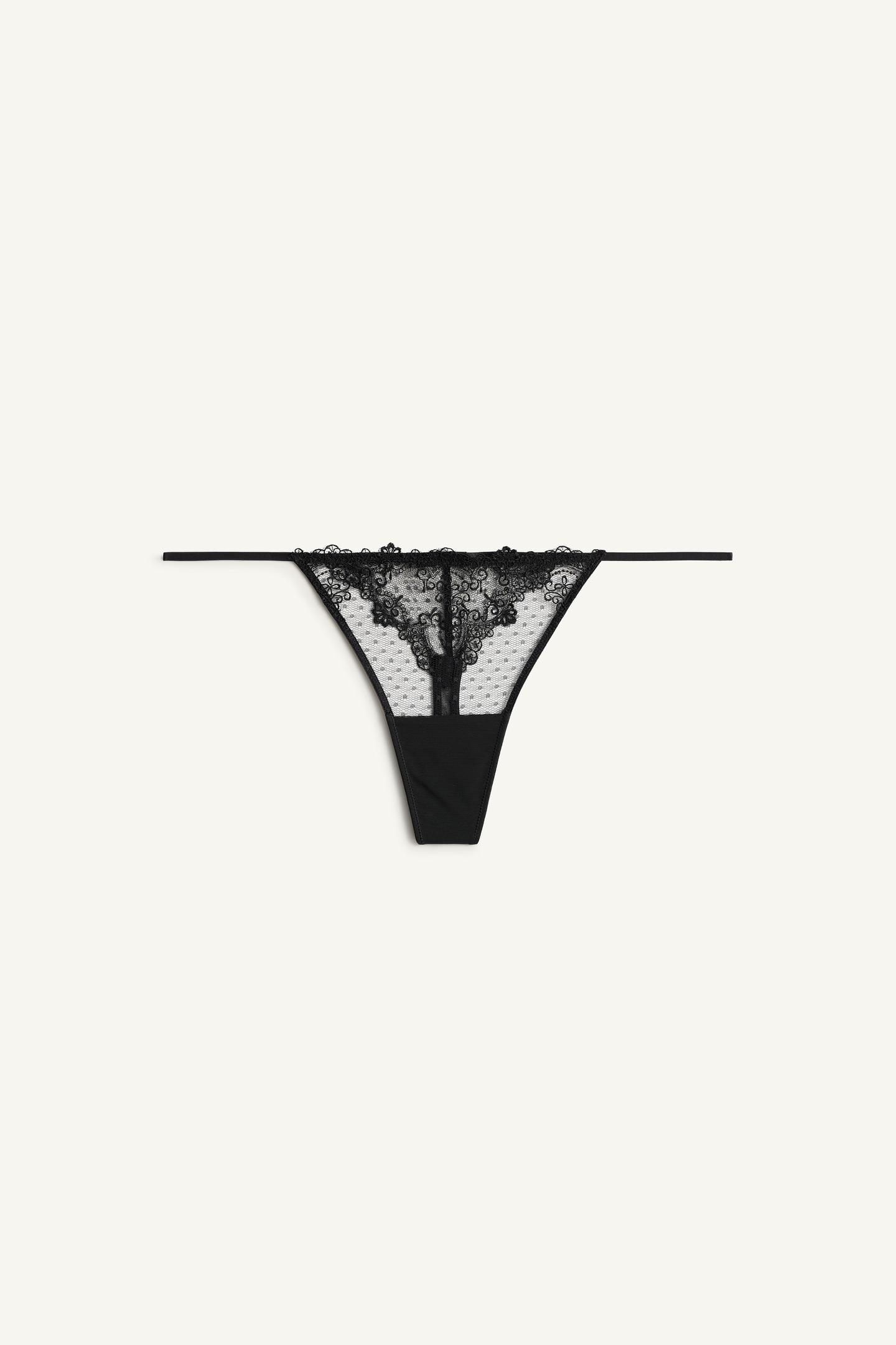 Трусы-стринги Limited Edition, кружево — Zara, цвет: Чёрный