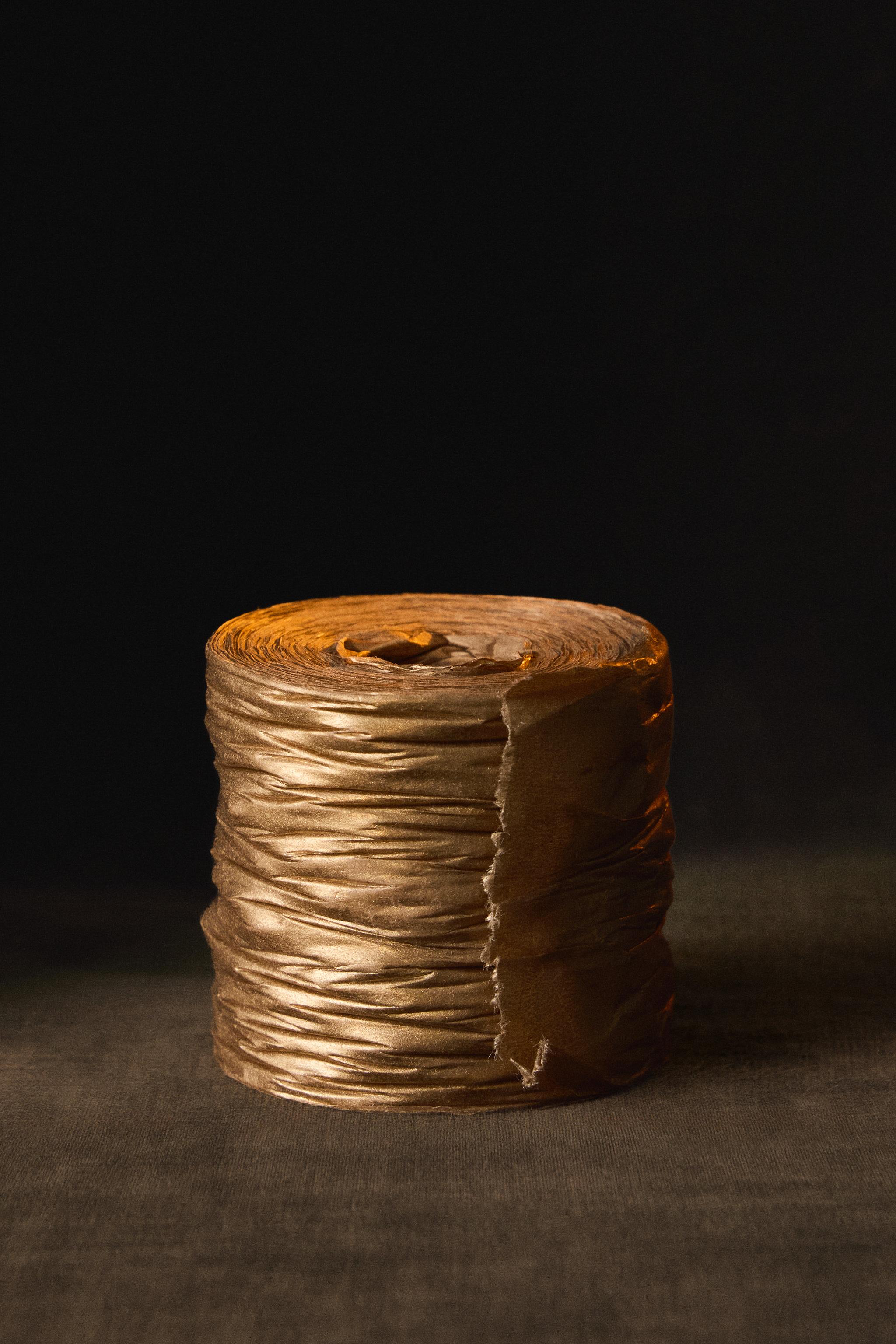 GOLD METALLIC PAPER CHRISTMAS RIBBON