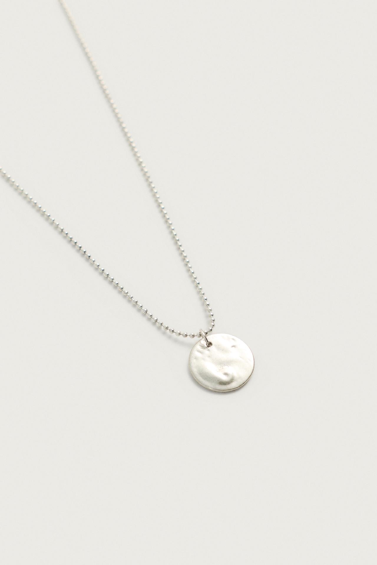 COIN PENDANT NECKLACE — Silver