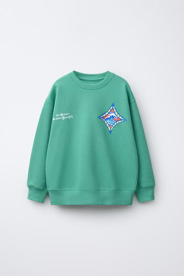 سويت شيرت بطبعة SURF - أخضر الخاص بـ Zara