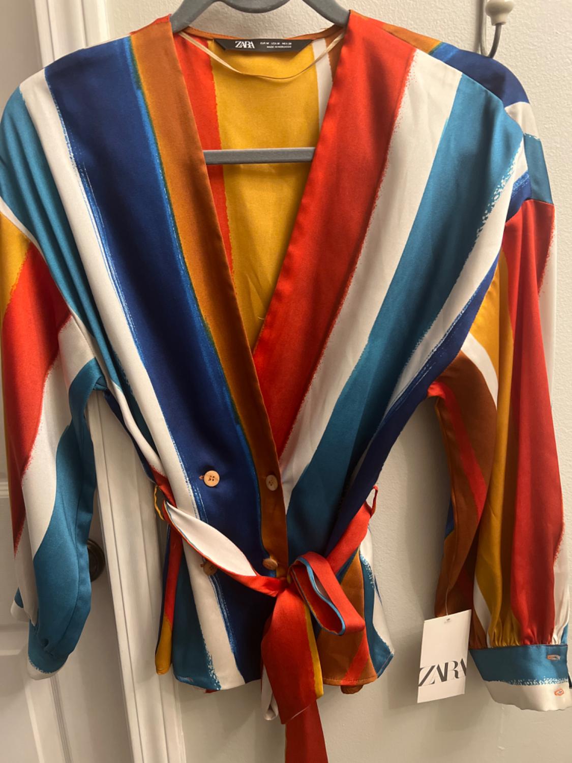 STRIPED BELTED BLOUSE