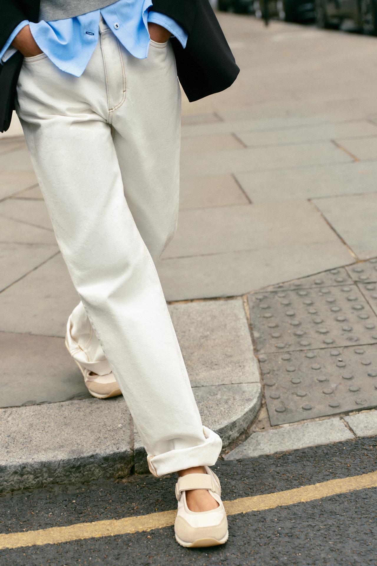 BAREFOOT BALLET FLATS — Sandy Brown