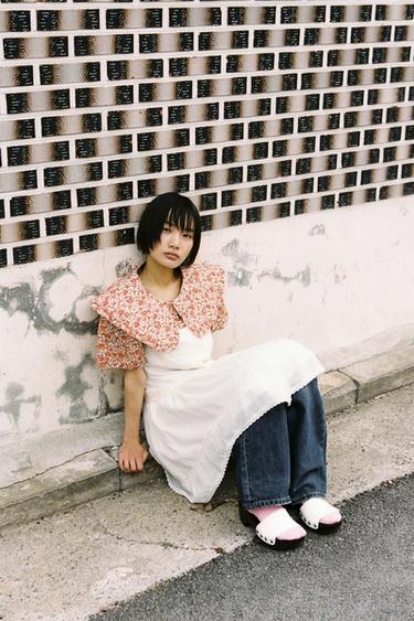 플라워 패턴 피터팬 칼라 셔츠 - Zara 멀티컬러