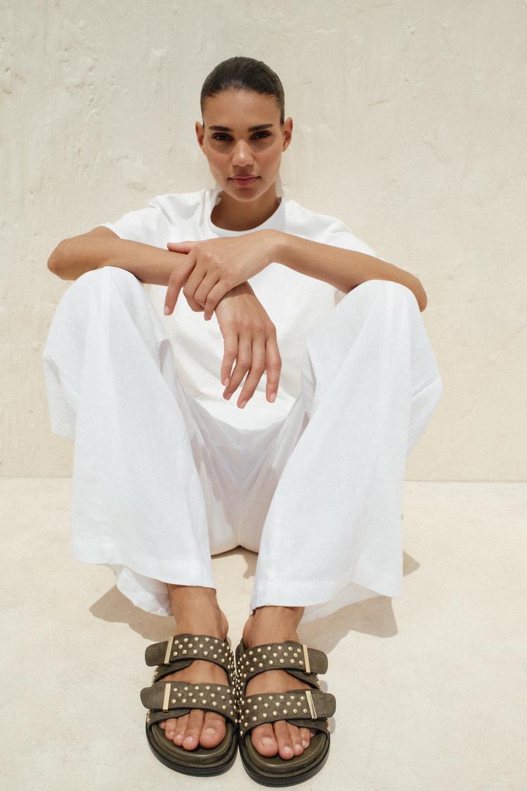 SANDALIA HEBILLAS TACHAS Verde Caqui ZARA Chile