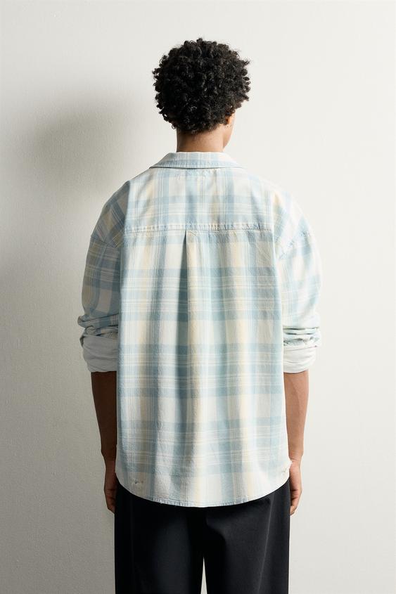 CHEMISE COUPE DÉCONTRACTÉE À CARREAUX - Bleu de Zara - Image 2