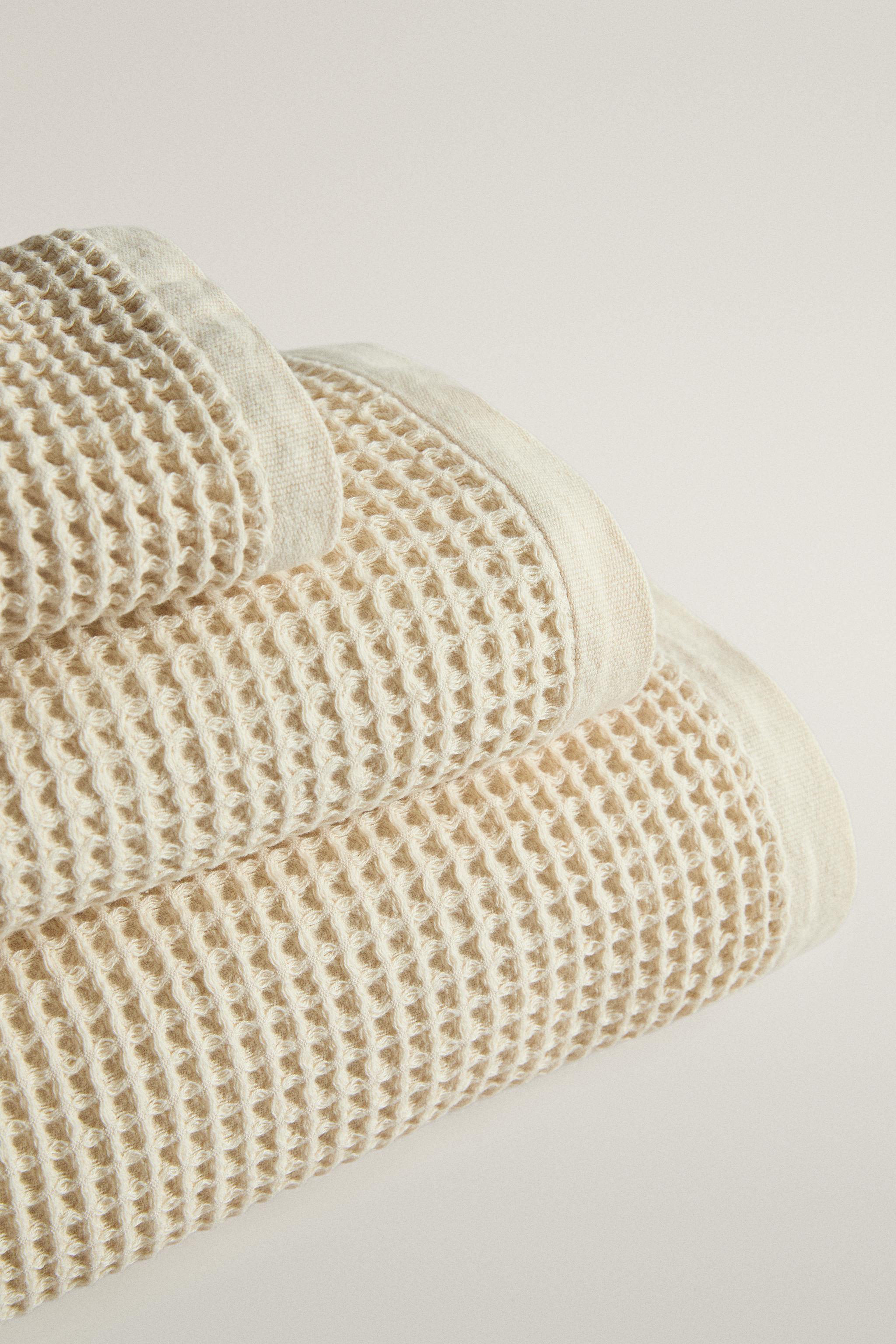 SERVIETTE DE BAIN COTON WAFFLE