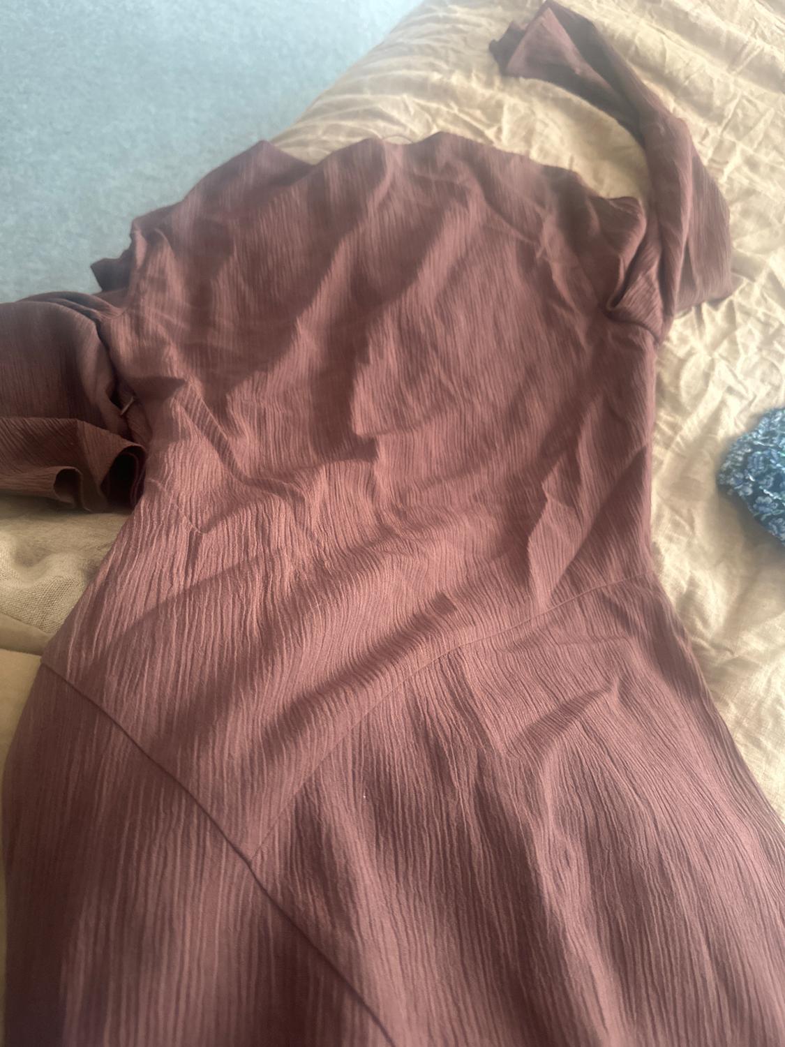 VESTIDO MIDI LAZO ESCOTE - Image 3