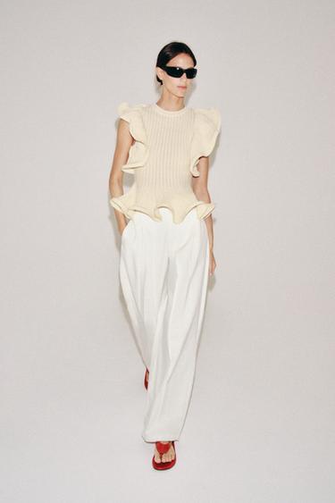 KNIT TOP WITH WAVY TRIMS - Ecru by Zara