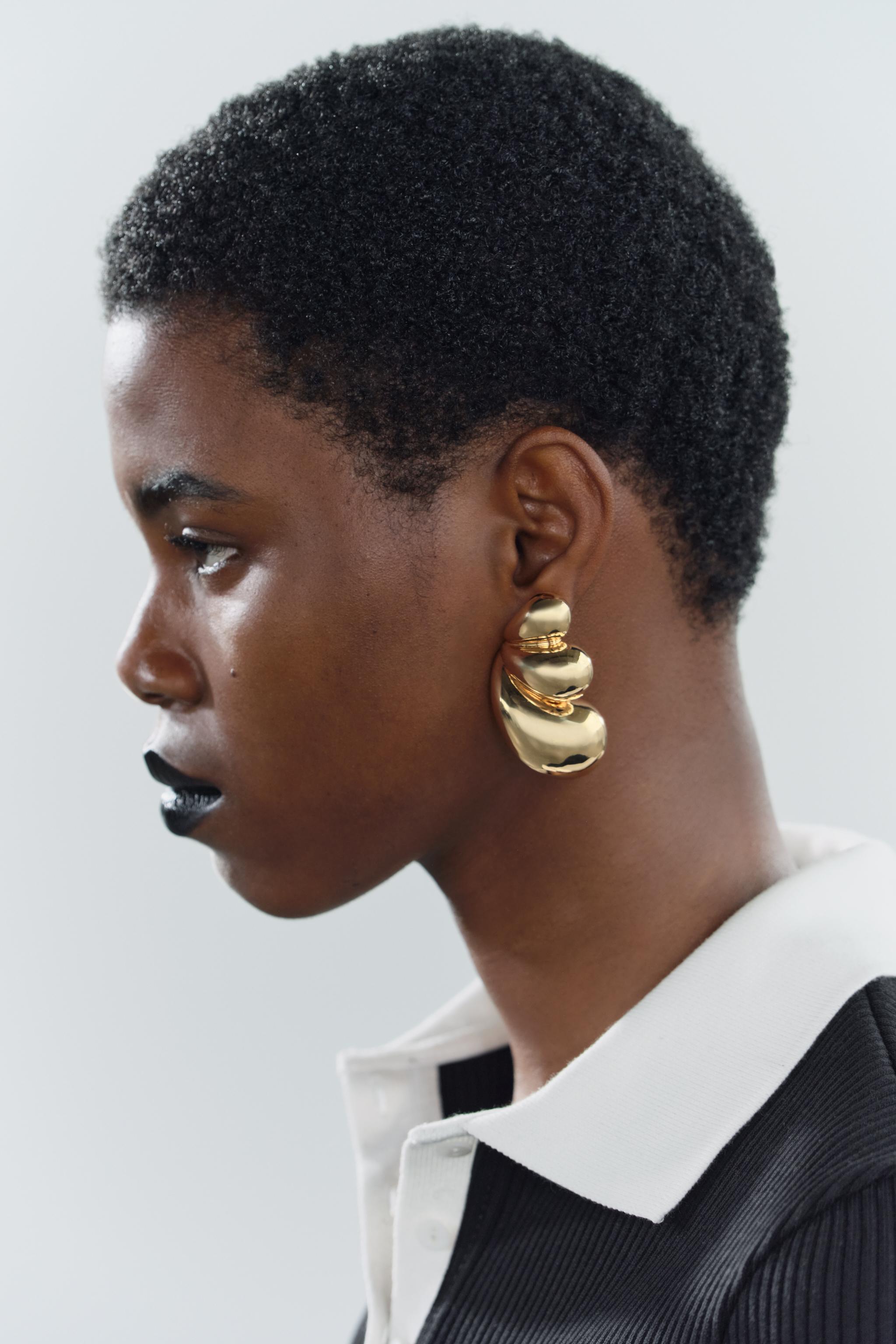 Zara teardrop earrings top
