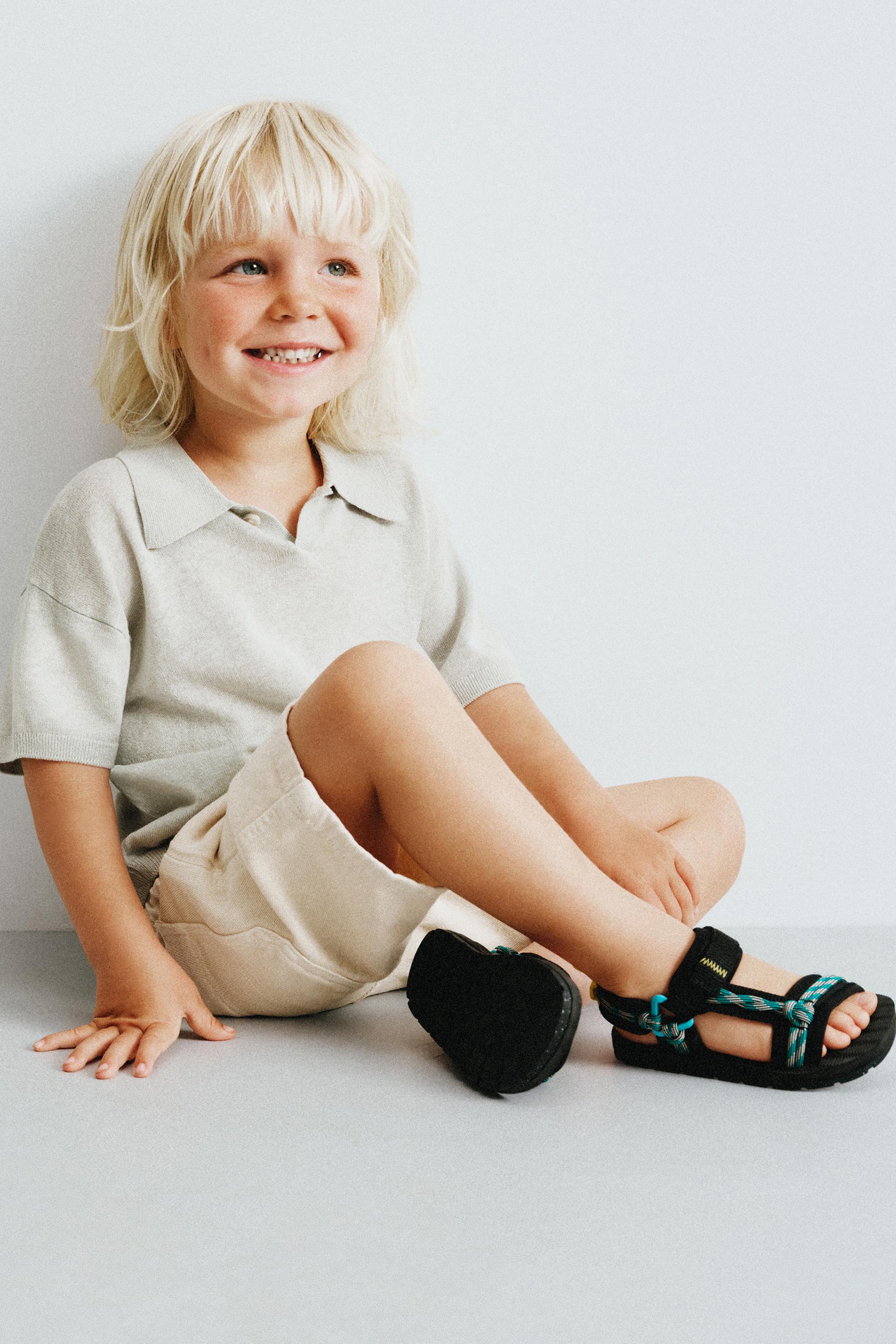 男の子（乳幼児）用シューズ サンダル | ZARA 日本