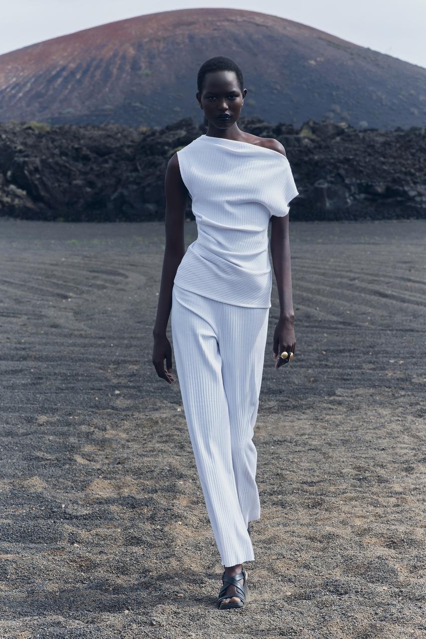 White striped long sleeves crop top - Cinelle Paris, fashion woman.