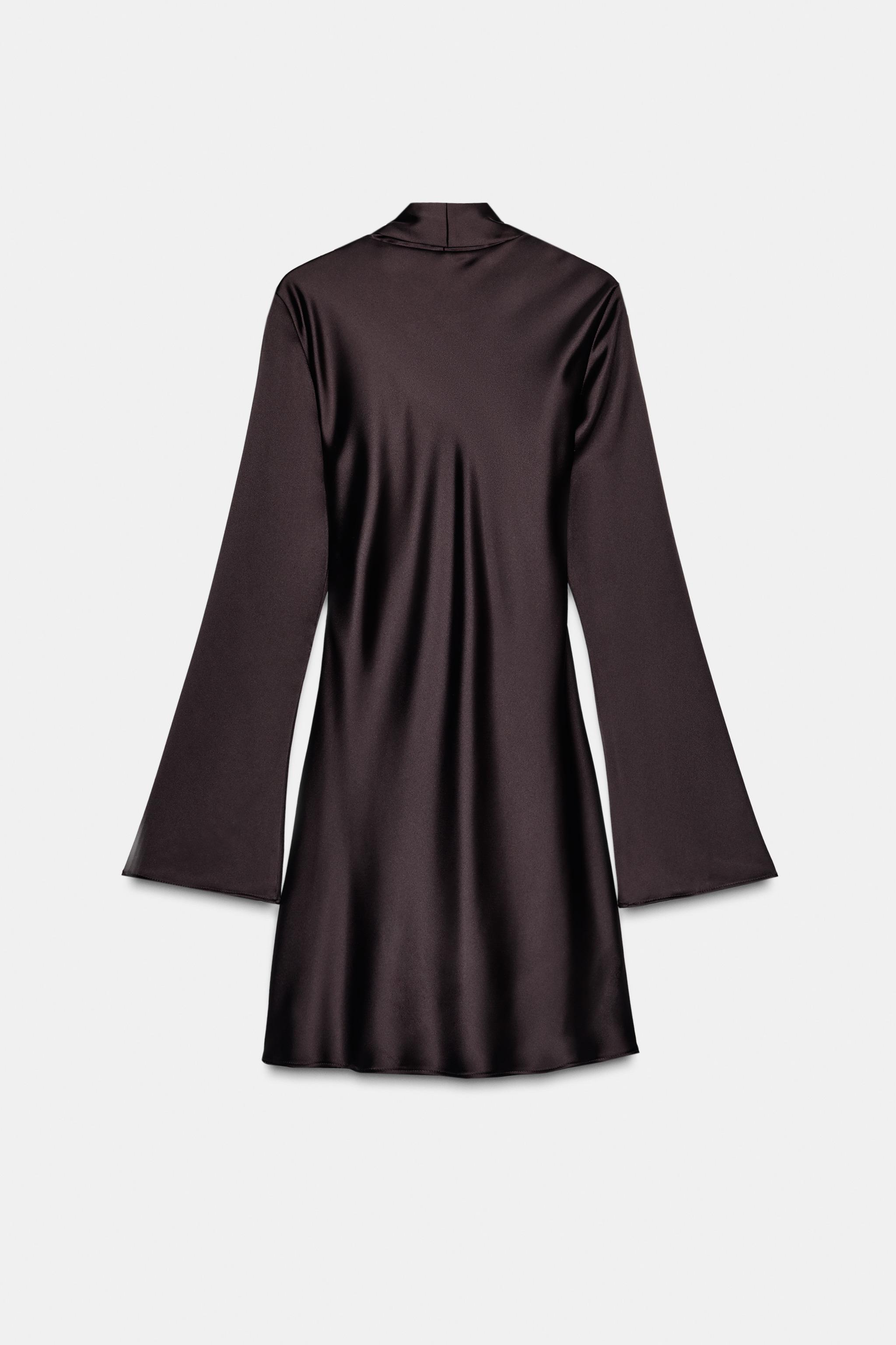 ROBE SATINÉE FOULARD