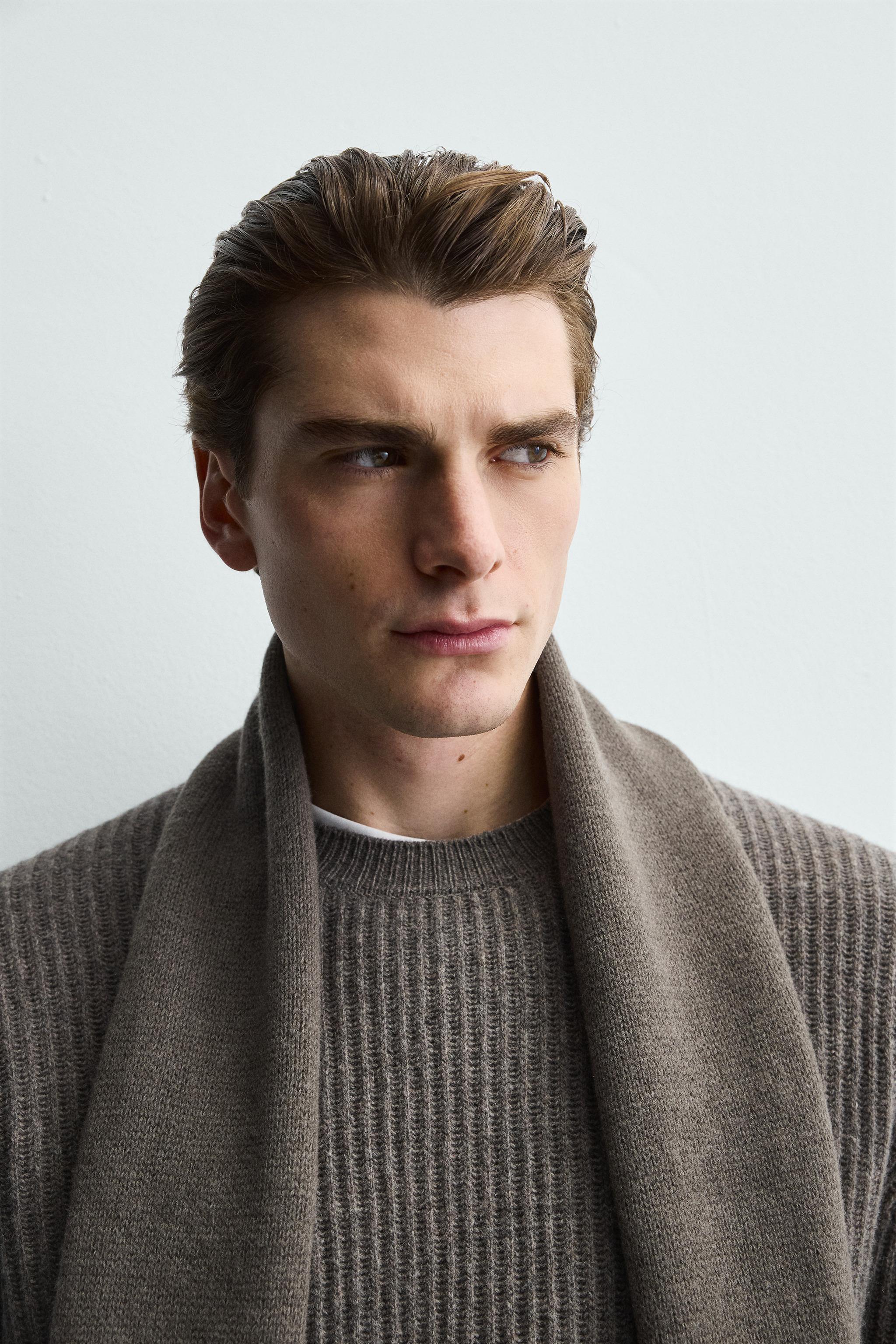 ♡ room contemporary ♡ Over Wool V Knit TEXTURED WOOL JUMPER - Grey green | ZARA India