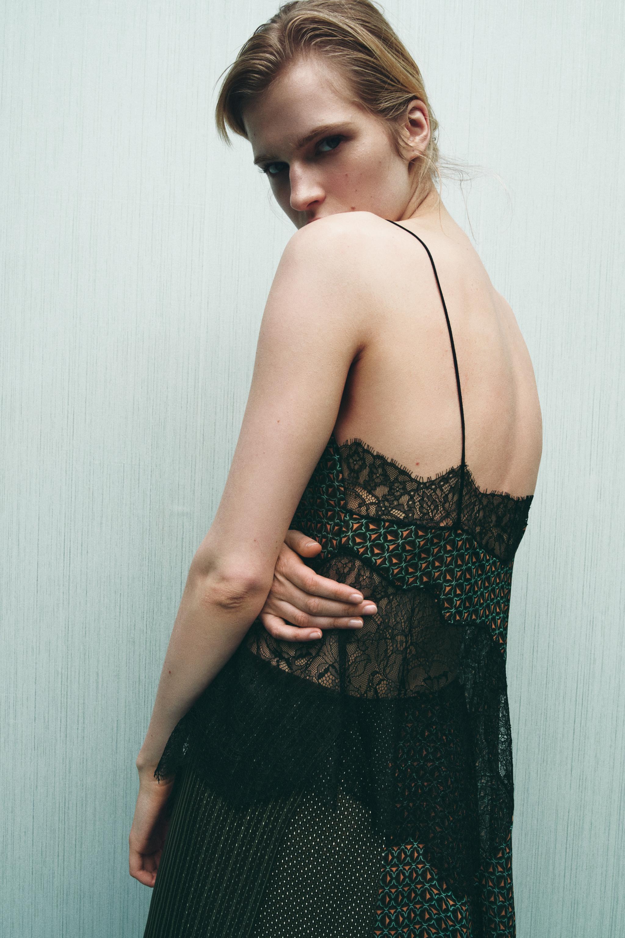 ASYMMETRIC 100% VISCOSE PRINTED LACE TOP