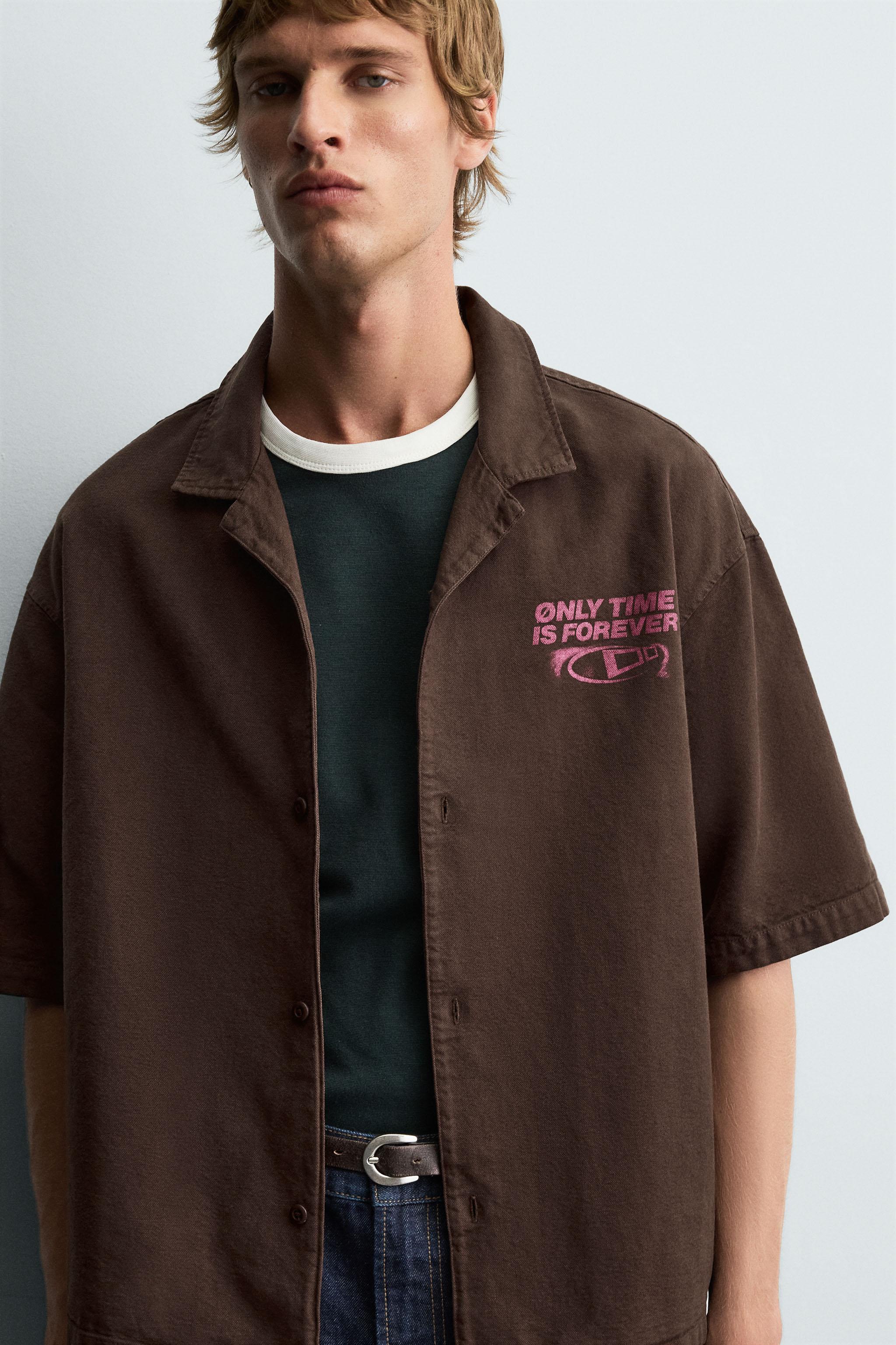 コントラストグラフィックプリント柄シャツ - ブラウン | ZARA Japan