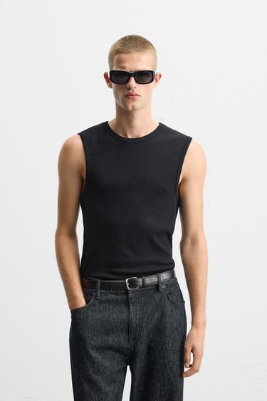 RIBBED TANK T-SHIRT - Black by Zara