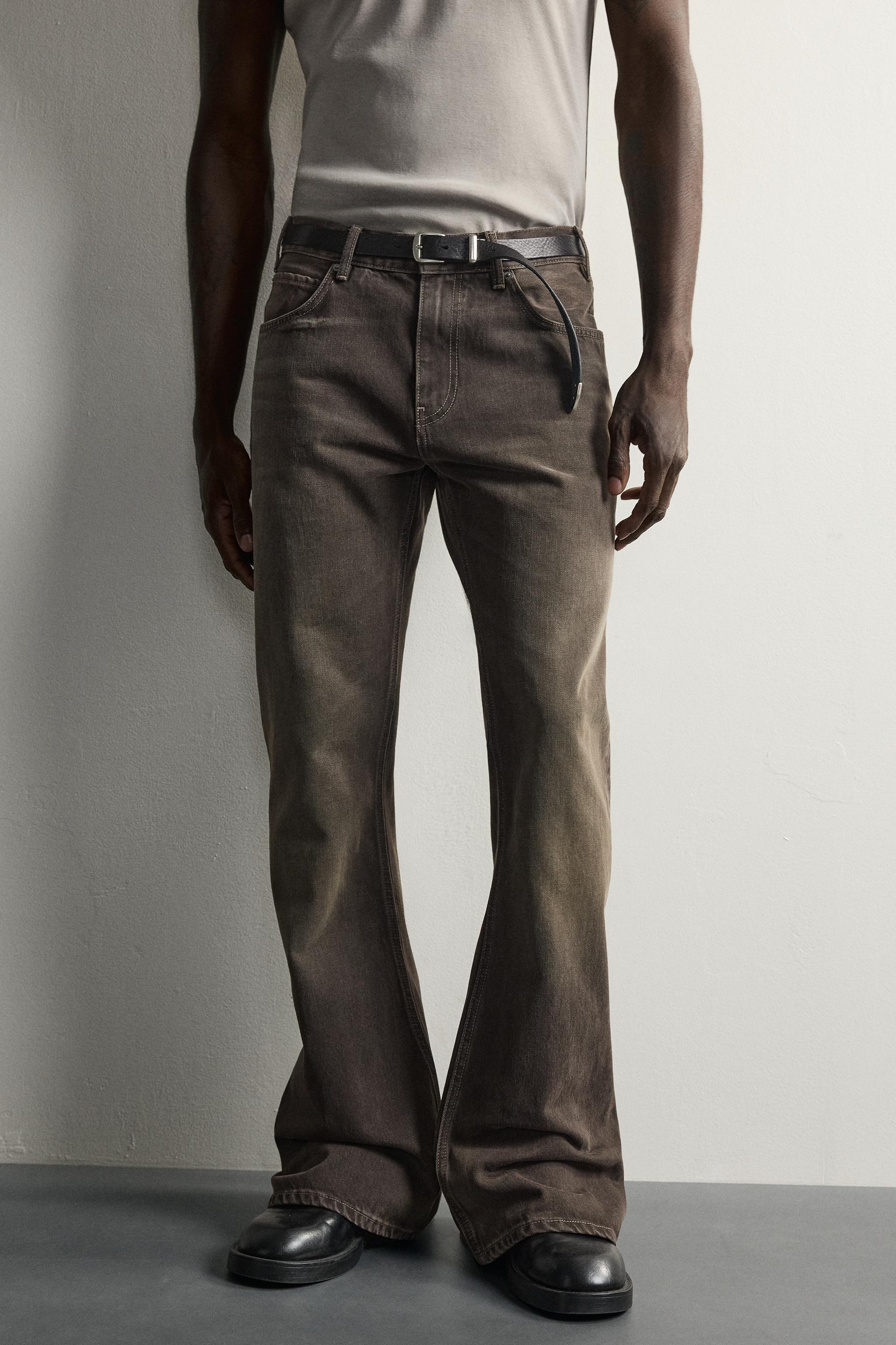FLARE FIT JEANS