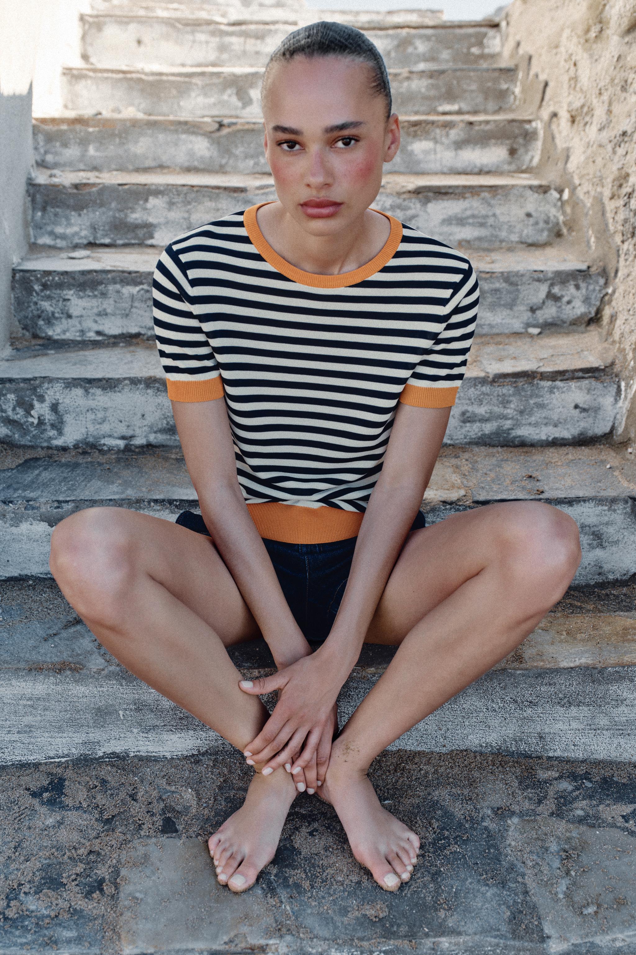 STRIPED KNIT TOP