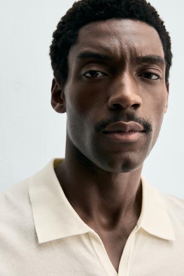 ПОЛО ИЗ ЛЕГКОГО ТРИКОТАЖА — ЭКРЮ от Zara