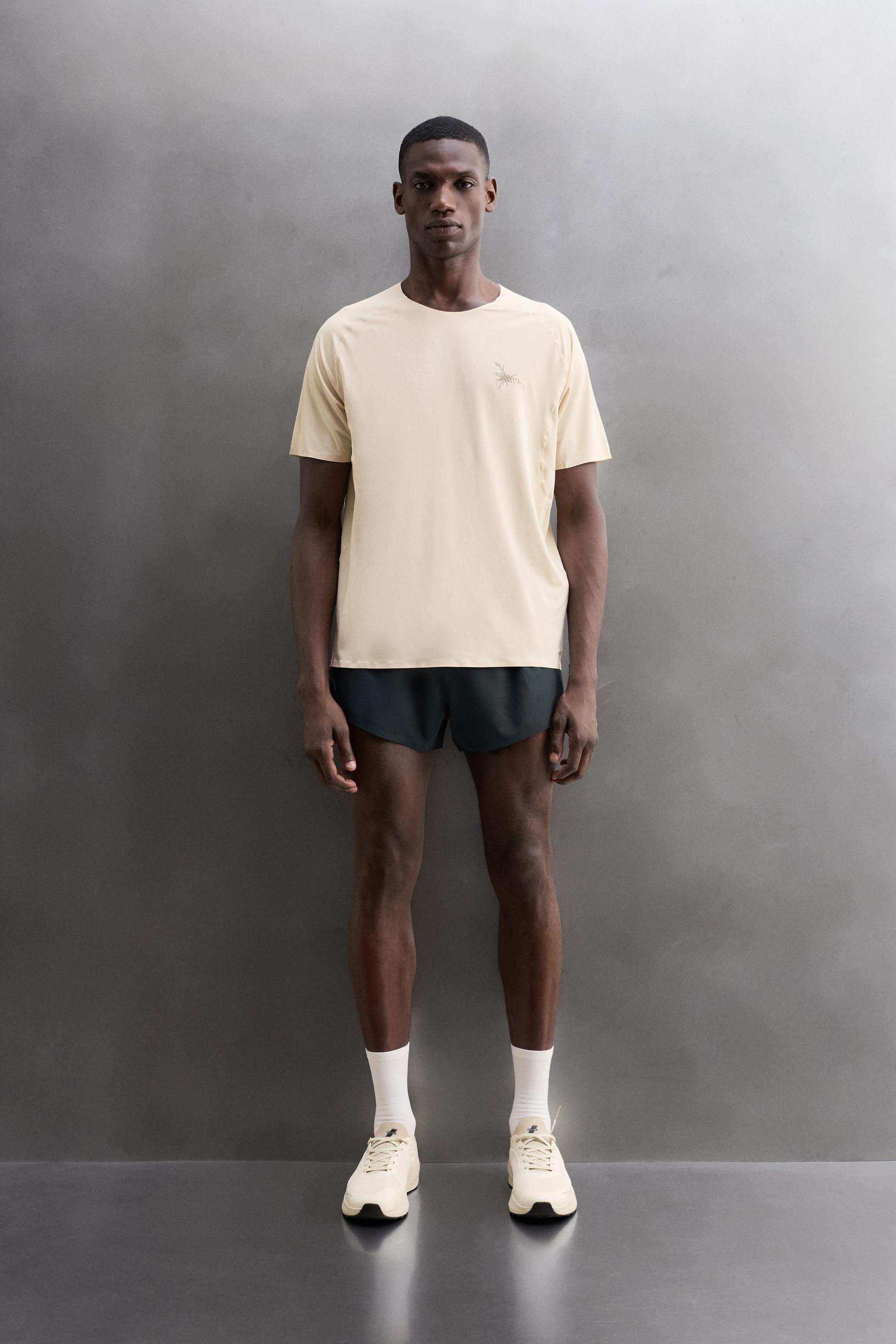 まちゃ テクニカルテクスチャーTシャツ - エクリュ | ZARA Japan / 日本