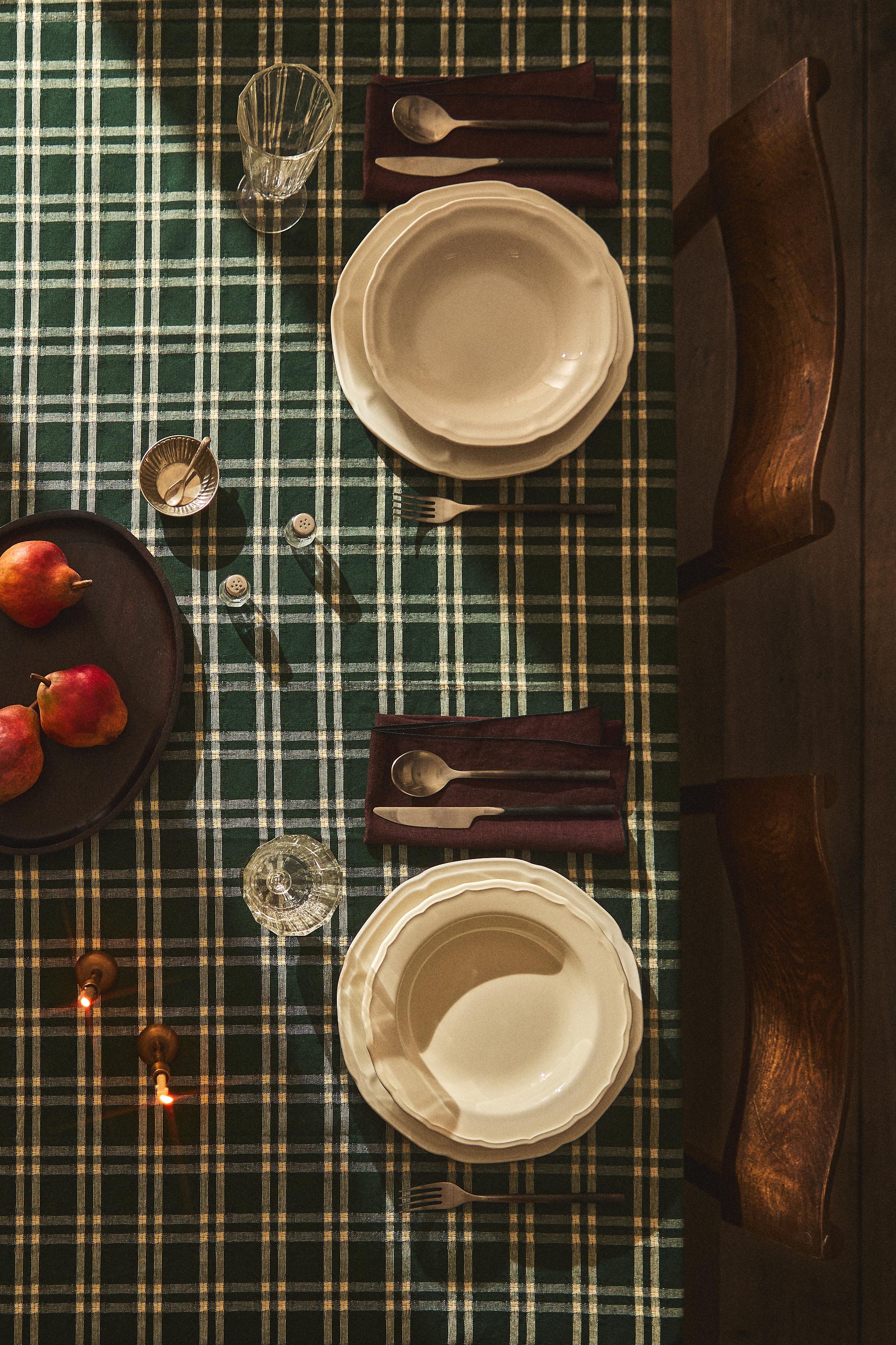 DYED COTTON CHRISTMAS TABLECLOTH