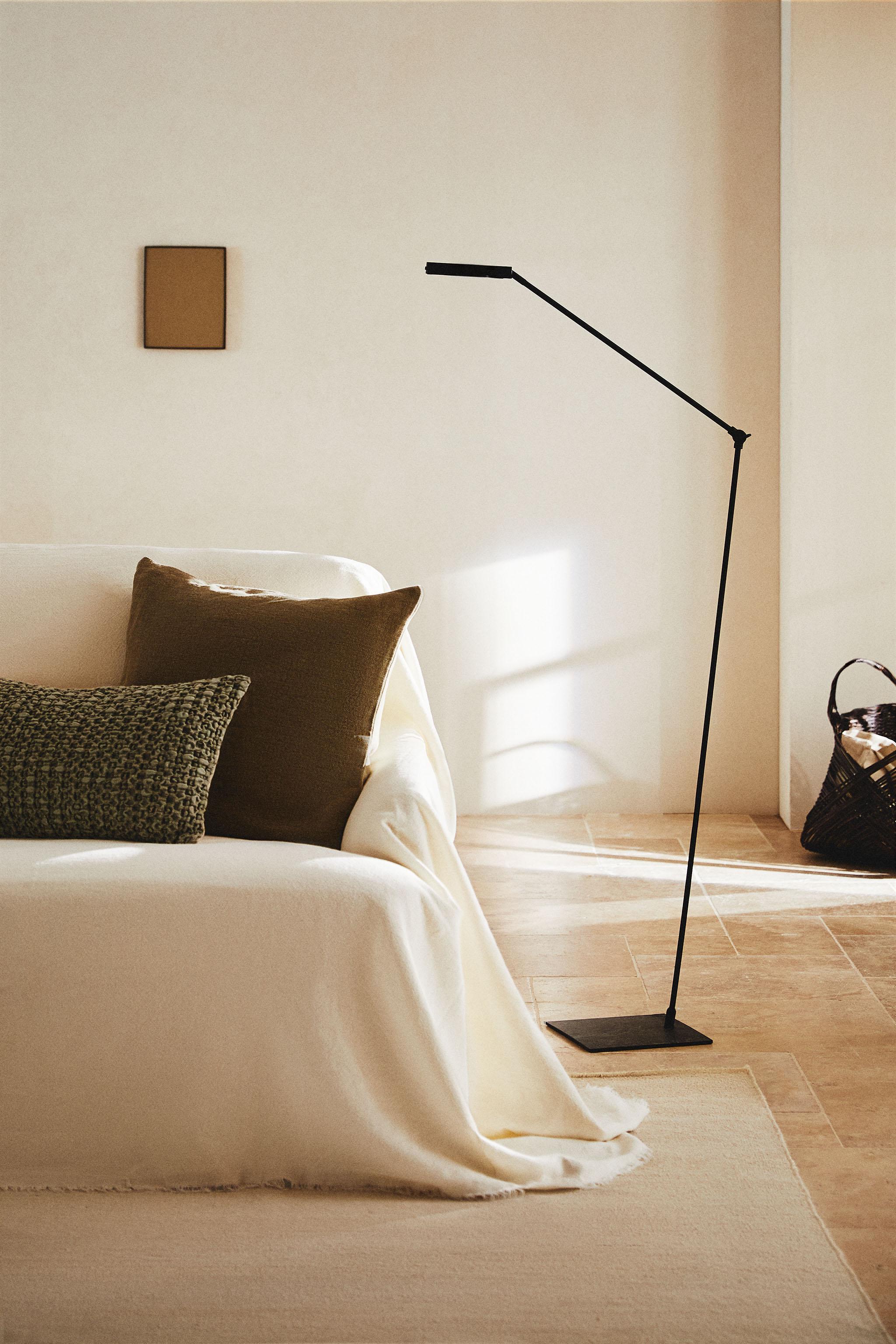Zara floor lamp hotsell