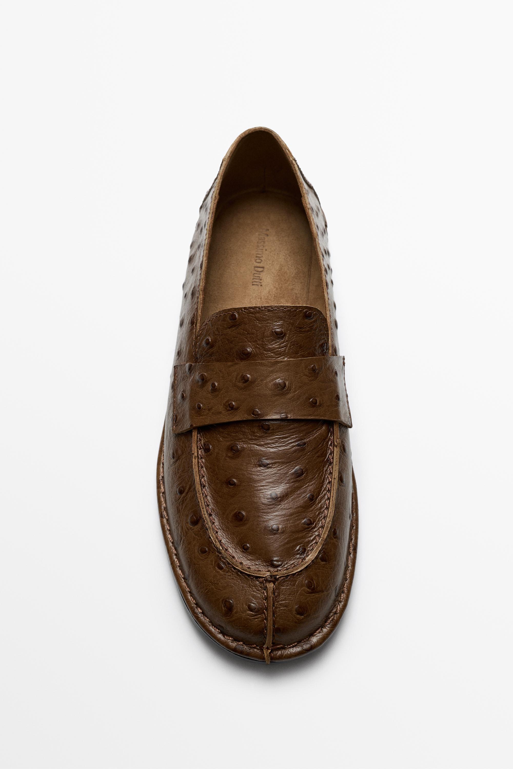 Mocassin en cuir embossé