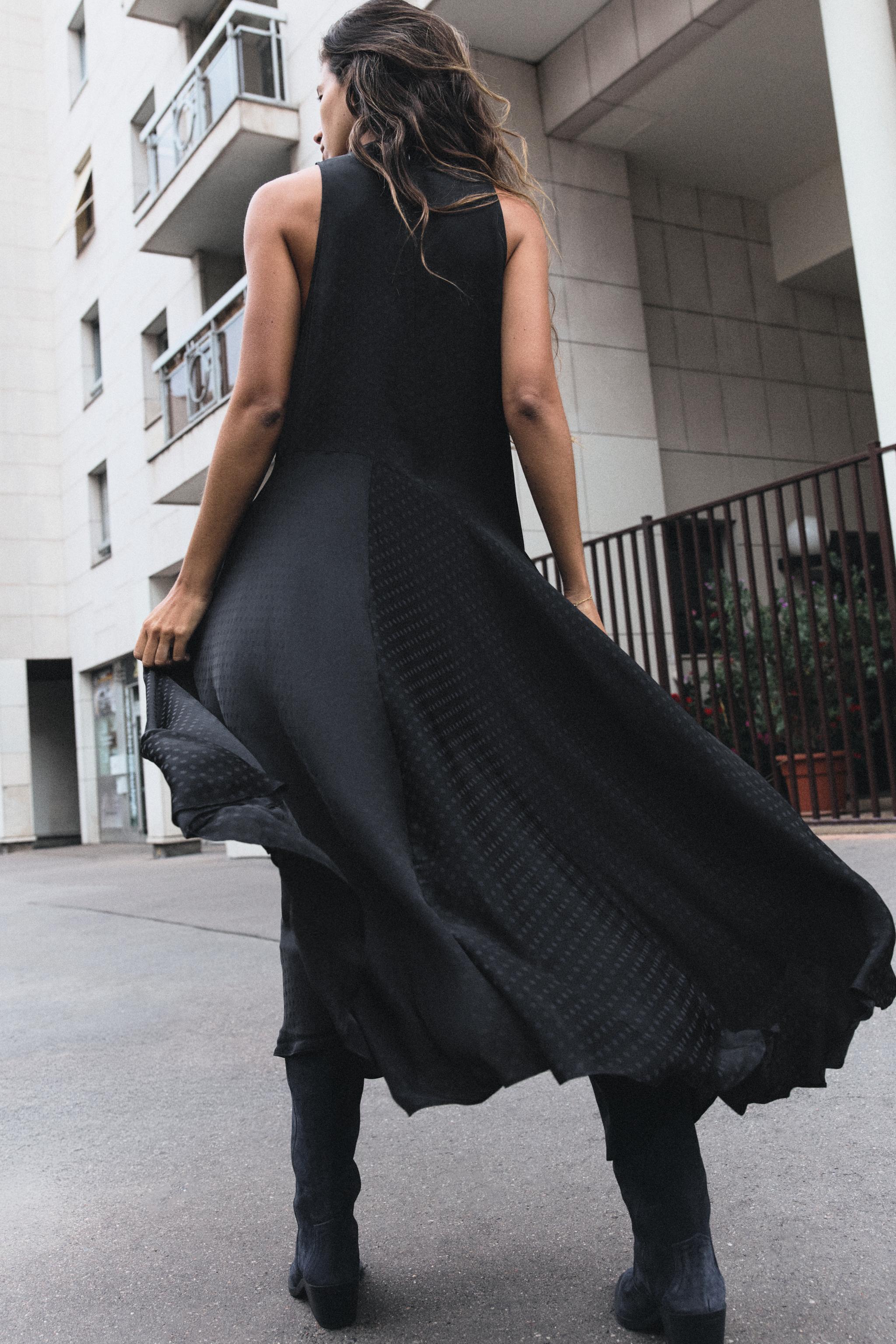 LONG POLKA-DOT DRESS