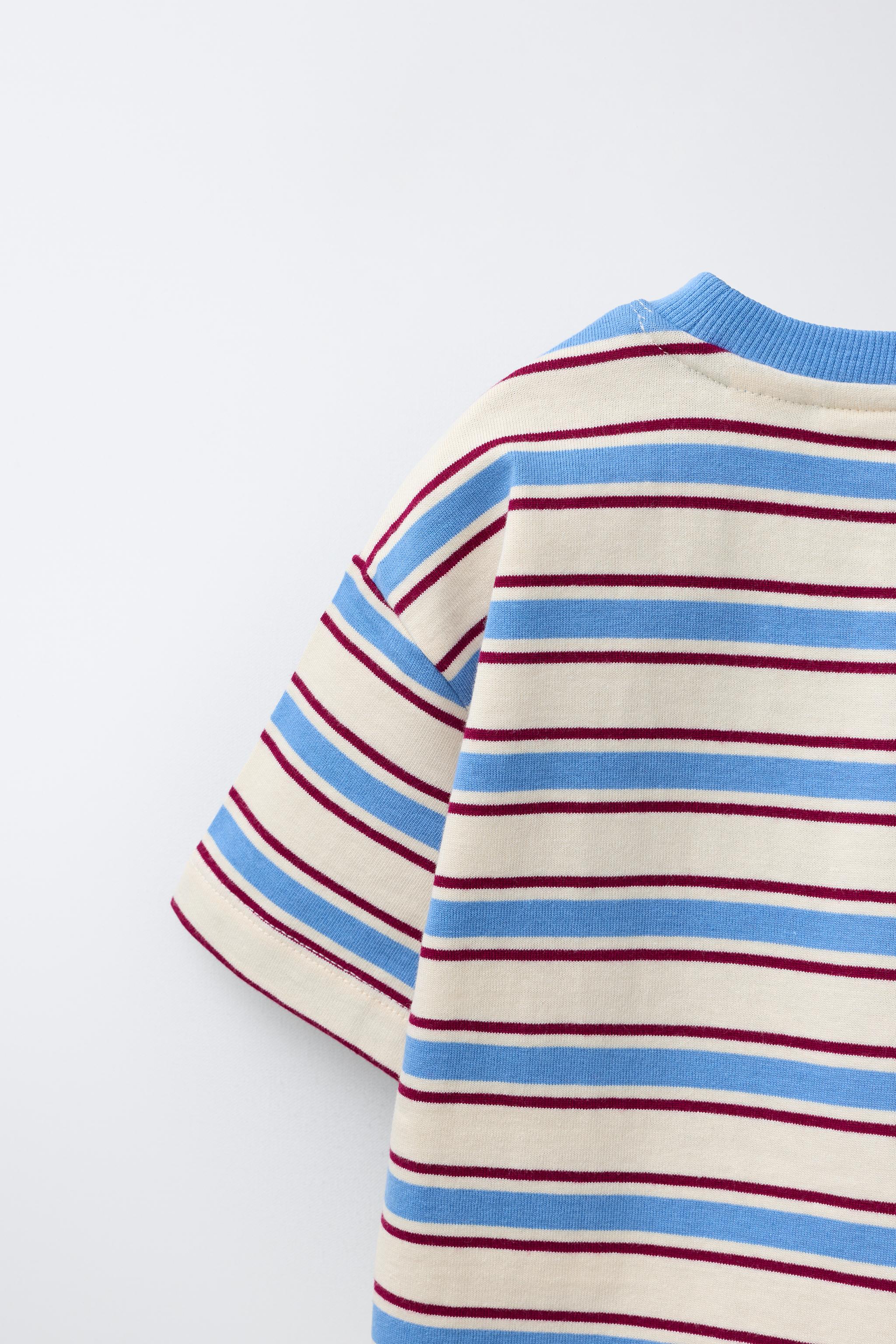 T-SHIRT À RAYURES ET LOGO BRODÉ