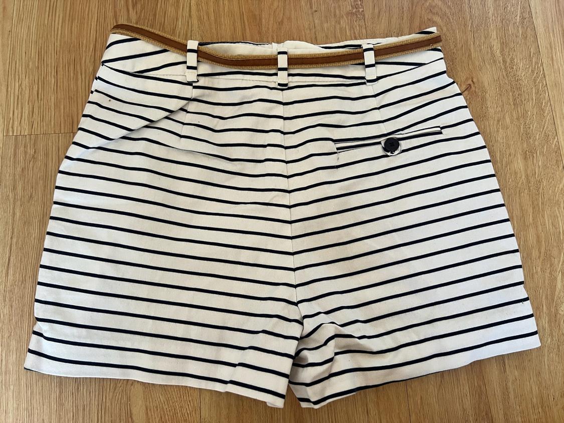 STRIPED BERMUDA SHORTS WITH BELT - Image 2