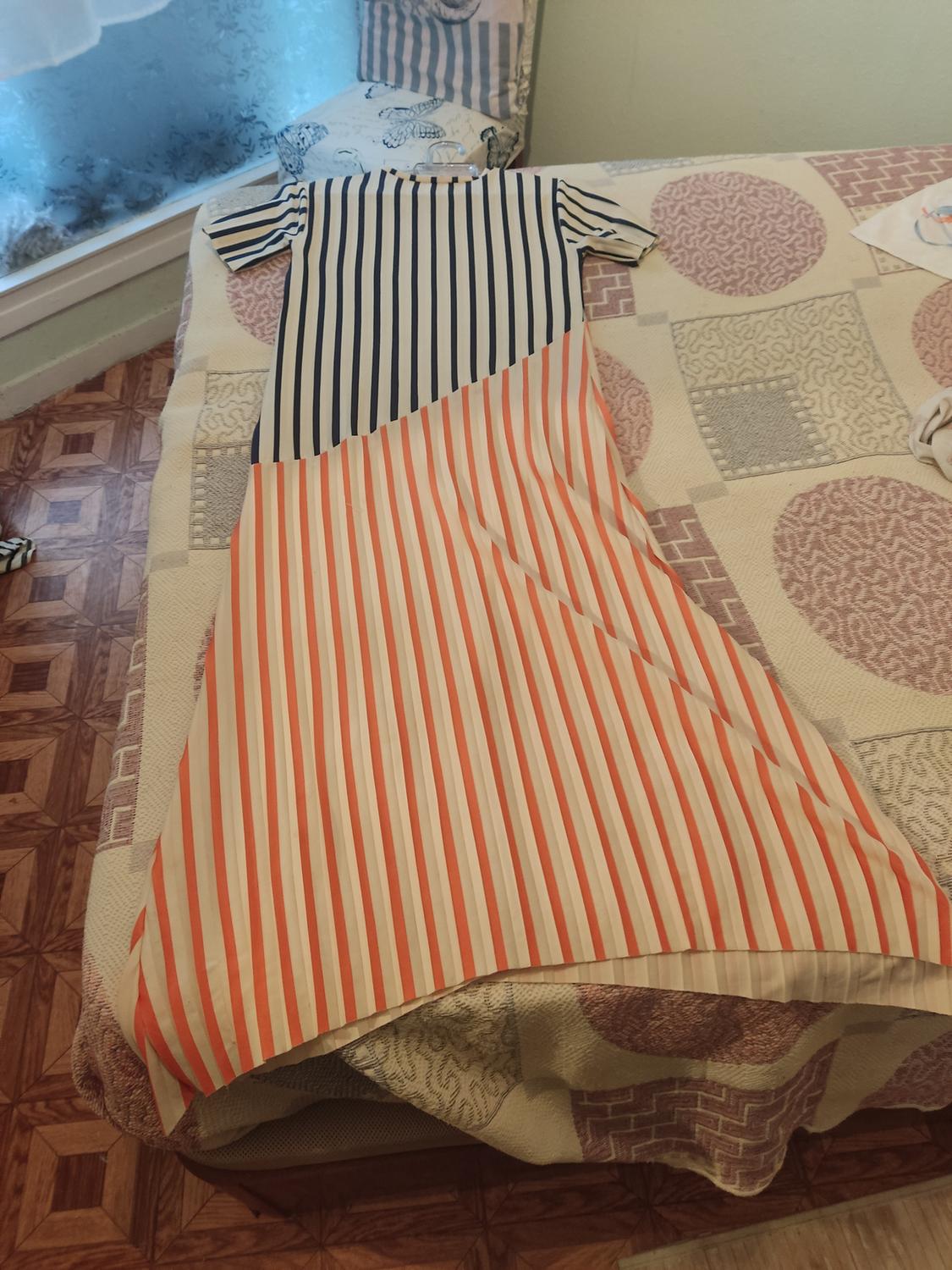 STRIPED DRESS WITH PLEATS - Image 2